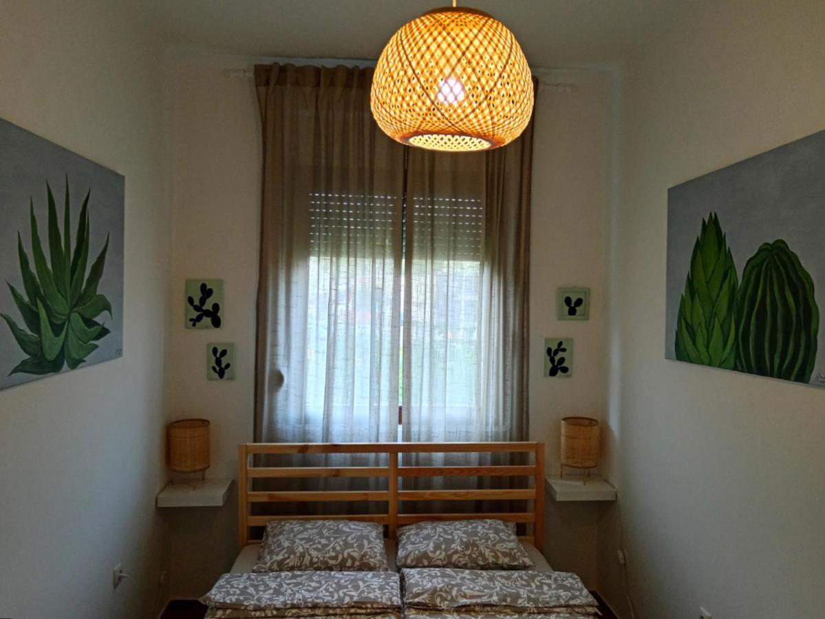 Appartement Studio Apartman Cactus à Zagreb Extérieur photo
